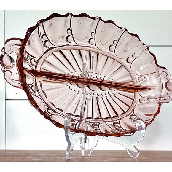 Oyster and Pearl Pink 12" Oval 2 Part Relish Dish by Anchor Hocking Vintage - Picture 5 of 12